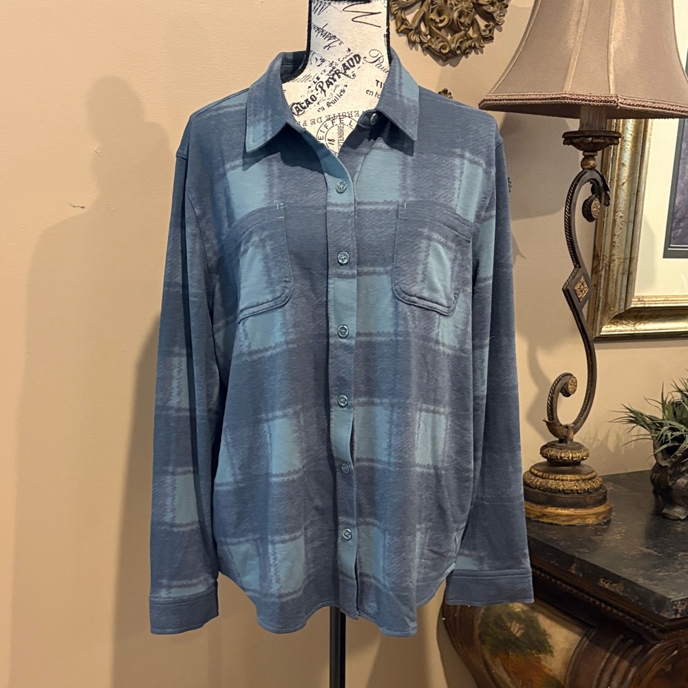 /32 Degrees Heat Casual Soft Blue Plaid Button Down Long Sleeve Sz L